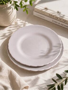 Tuscan Fine English Bone China Set of 2 Plates Pink White Scalloped Vintage